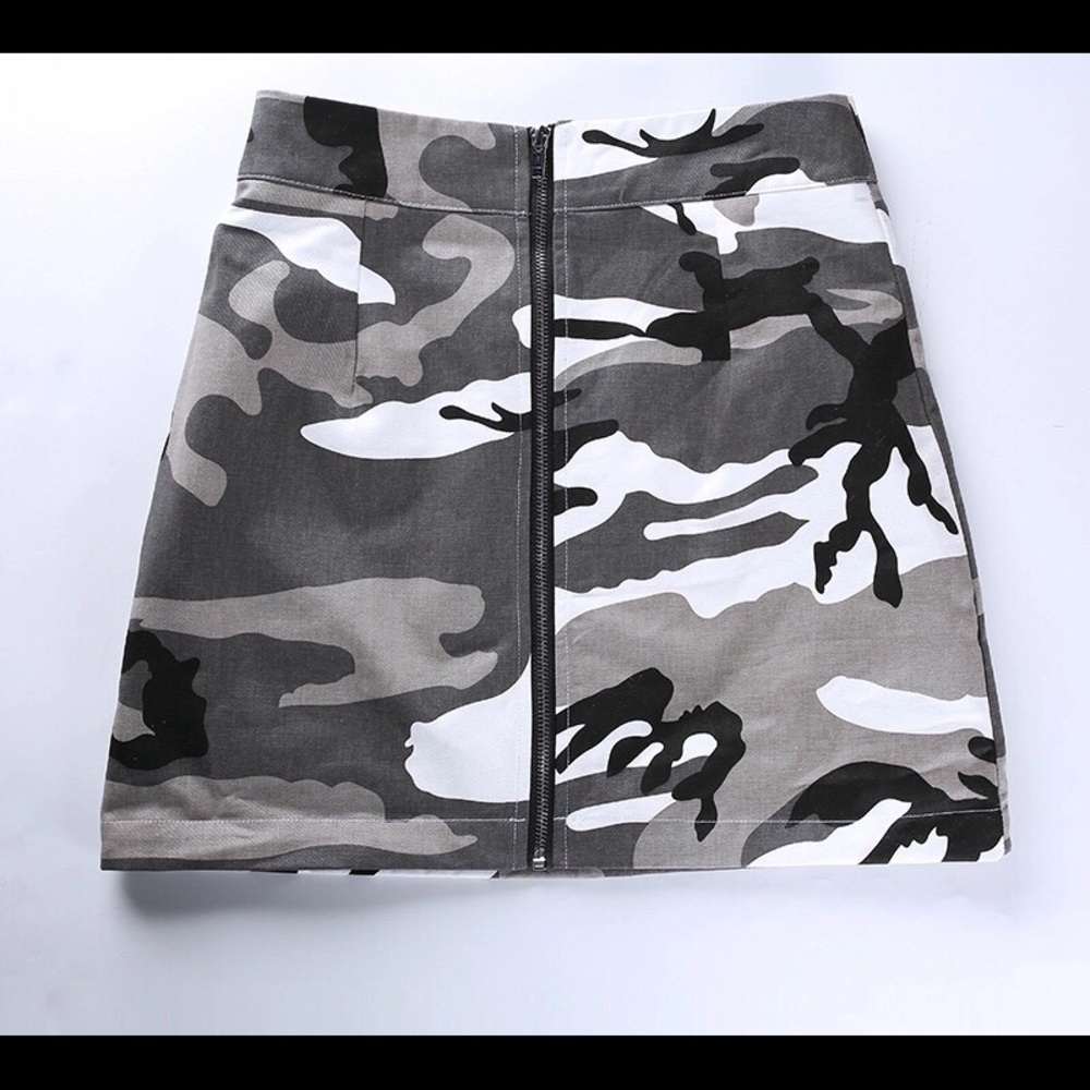 Army zip skirt